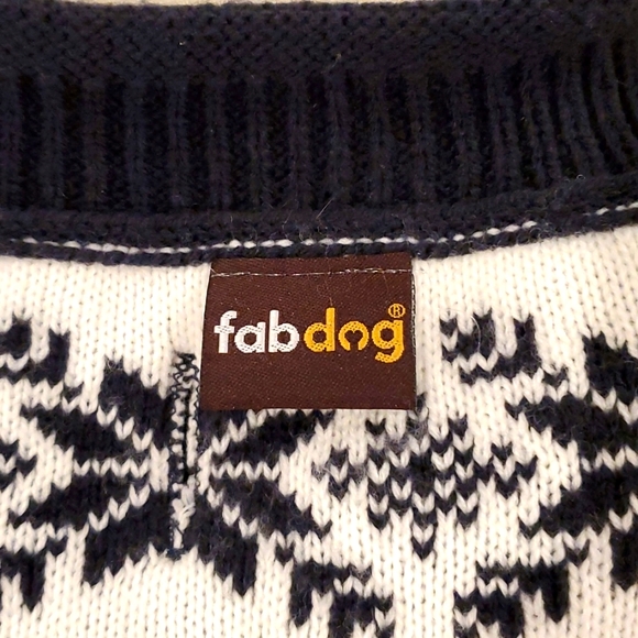 Fabdog Sweater - Picture 3 of 4